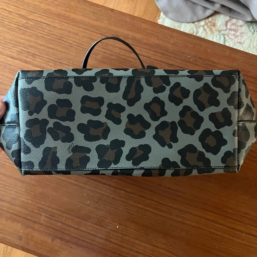 Coach Black and Brown Tote Bag with Elegant Design BRAND NEW - Picture 3 of 4